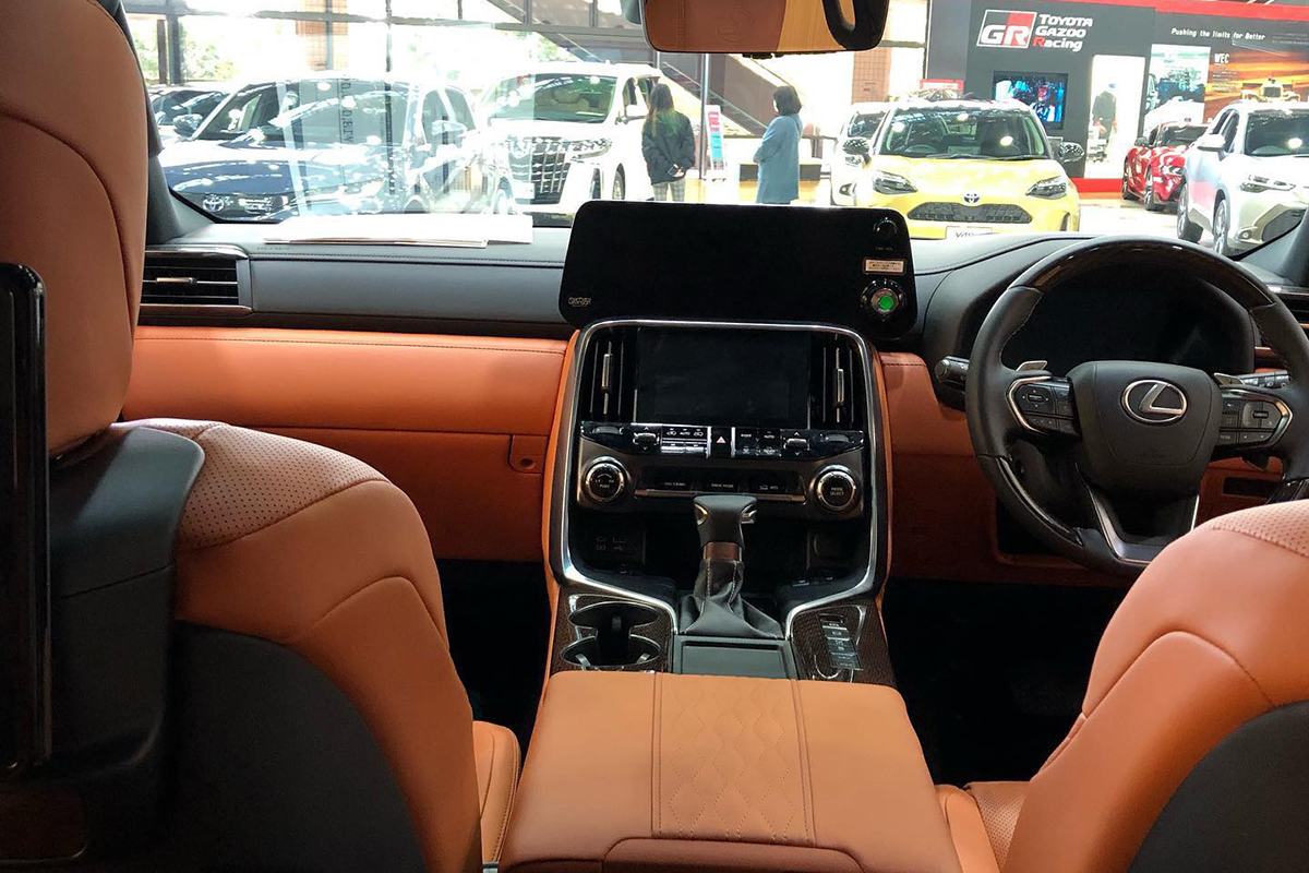Hệ thống giải trí trang bị cho xe Lexus LX 600 4 ghế 2023